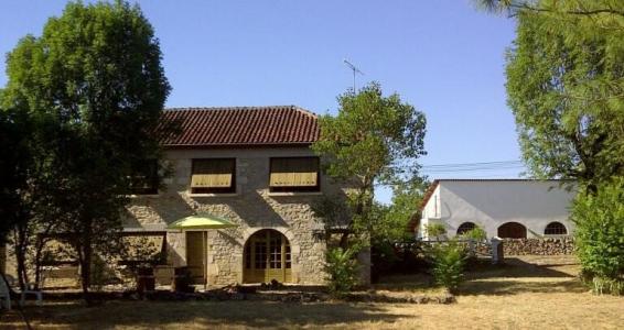 For sale Montsales 7 rooms 150 m2 Aveyron (12260) photo 0