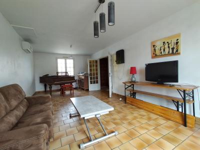 For sale 5 rooms 80 m2 Mayenne (53700) photo 3