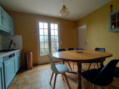 For sale 5 rooms 80 m2 Mayenne (53700) photo 4