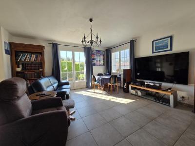 For sale 4 rooms 90 m2 Vendee (85340) photo 3
