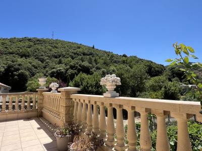For sale 6 rooms 144 m2 Herault (34210) photo 2