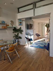 For sale SAINT BARNAB� 2 rooms 53 m2 Bouches du Rhone (13012) photo 2