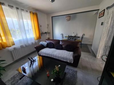 For rent Guipavas 4 rooms 72 m2 Finistere (29490) photo 1