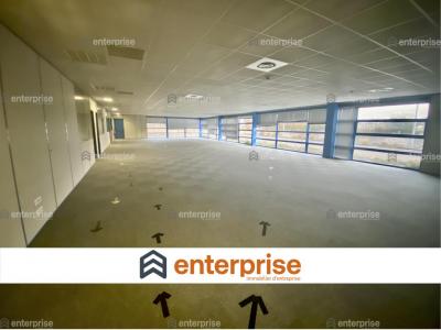 For rent Chauny 463 m2 Aisne (02300) photo 0