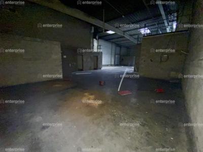 Louer Commerce 450 m2 Saint-quentin