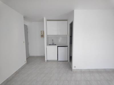 For rent Paris-9eme-arrondissement 1 room 17 m2 Paris (75009) photo 3