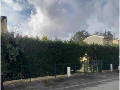 For sale Blanquefort 600 m2 Gironde (33290) photo 1