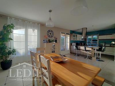 For sale Vic-fezensac 6 rooms 148 m2 Gers (32190) photo 2