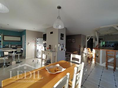 For sale Vic-fezensac 6 rooms 148 m2 Gers (32190) photo 3