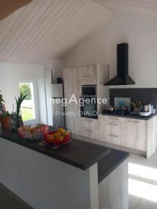 For sale Saint-jean-de-monts 4 rooms 123 m2 Vendee (85160) photo 1