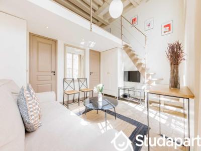 For rent Paris-4eme-arrondissement 2 rooms 17 m2 Paris (75004) photo 1