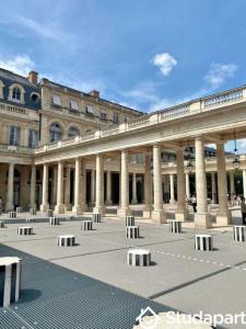 For rent Paris-1er-arrondissement 2 rooms 40 m2 Paris (75001) photo 3