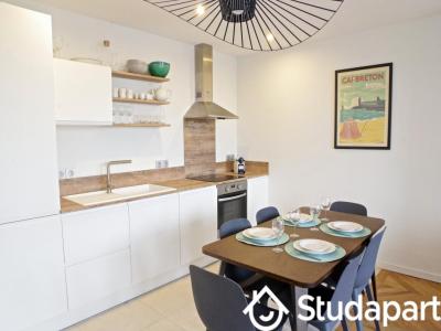 Louer Appartement 70 m2 Bordeaux