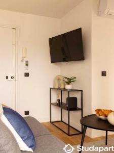 Louer Appartement 15 m2 Paris-2eme-arrondissement