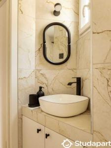 Louer Appartement Paris-2eme-arrondissement 5000 euros