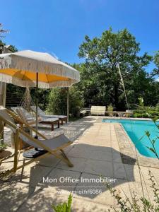For sale Aix-en-provence 8 rooms 230 m2 Bouches du Rhone (13090) photo 1