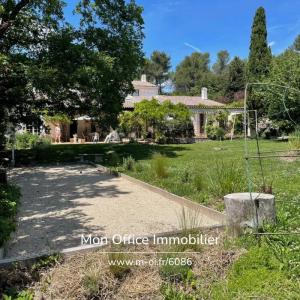 For sale Aix-en-provence 8 rooms 230 m2 Bouches du Rhone (13090) photo 2