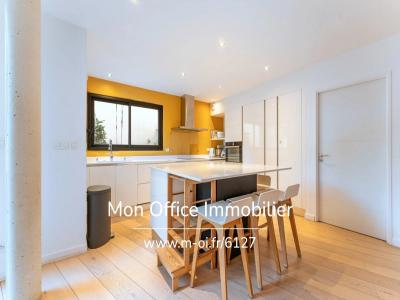 For sale Beaurecueil AIX-EN-PROVENCE 6 rooms 148 m2 Bouches du Rhone (13100) photo 3