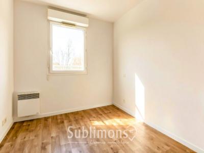 For sale Vannes 2 rooms 40 m2 Morbihan (56000) photo 2