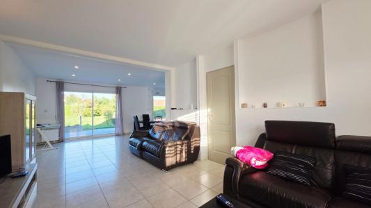 For sale Mehun-sur-yevre 6 rooms 165 m2 Cher (18500) photo 3