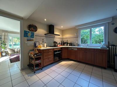 For sale Guerande 7 rooms 162 m2 Loire atlantique (44350) photo 3