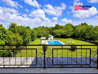 For sale Sainte-livrade-sur-lot 8 rooms 350 m2 Lot et garonne (47110) photo 1