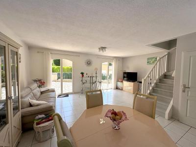 For sale Marseille-11eme-arrondissement 4 rooms 102 m2 Bouches du Rhone (13011) photo 0