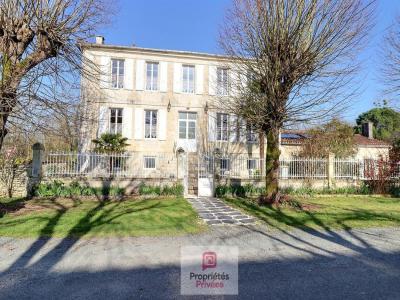 For sale Rochefort 8 rooms 265 m2 Charente maritime (17300) photo 0
