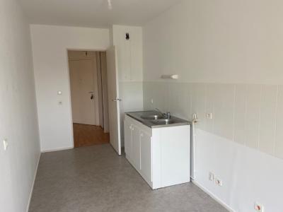 For sale Angers 3 rooms 71 m2 Maine et loire (49100) photo 3