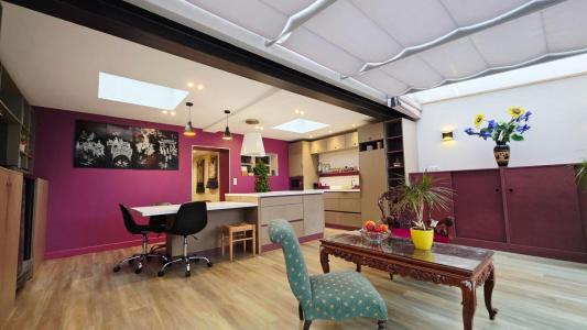 For sale Bourges 5 rooms 136 m2 Cher (18000) photo 4