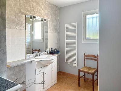 For sale Mages 4 rooms 86 m2 Gard (30960) photo 2