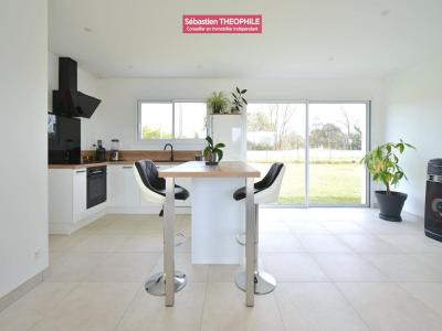 For sale Saint-jean-de-monts 4 rooms 102 m2 Vendee (85160) photo 4