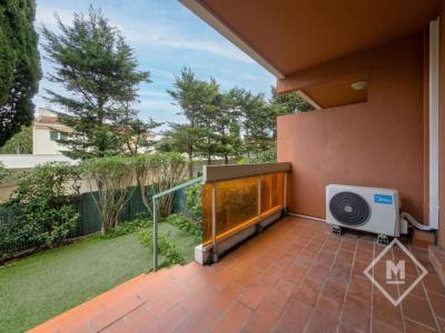 For sale Marseille-8eme-arrondissement 2 rooms 35 m2 Bouches du Rhone (13008) photo 1