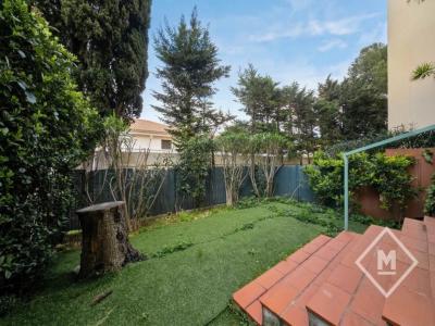 For sale Marseille-8eme-arrondissement 2 rooms 35 m2 Bouches du Rhone (13008) photo 2