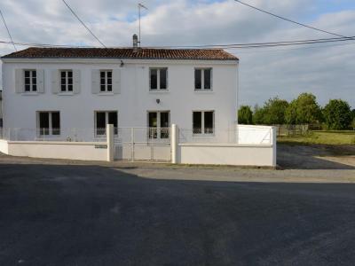 For sale Ecoyeux 6 rooms 186 m2 Charente maritime (17770) photo 0