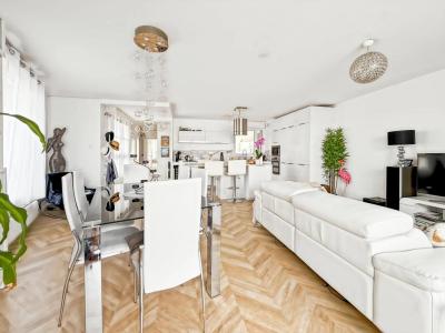 For sale Tours 3 rooms 76 m2 Indre et loire (37200) photo 3