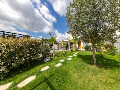 For sale 5 rooms 116 m2 Gard (30670) photo 3