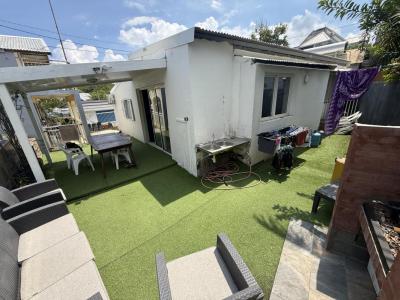 For rent Saint-pierre 4 rooms 95 m2 Reunion (97410) photo 1