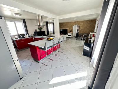 For sale Miramas 4 rooms 120 m2 Bouches du Rhone (13140) photo 0