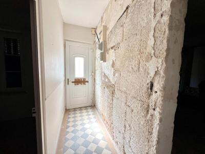 For sale Vendome 3 rooms 55 m2 Loir et cher (41100) photo 3