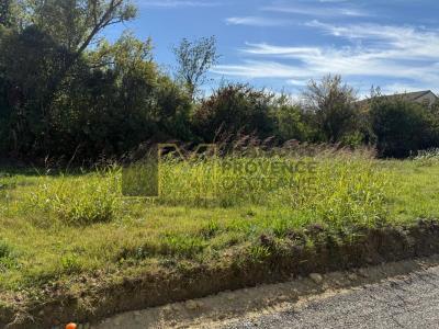 Acheter Terrain Calmette 73000 euros