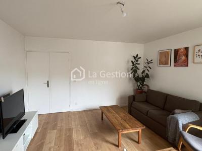 For rent Montrouge 2 rooms 49 m2 Hauts de Seine (92120) photo 1