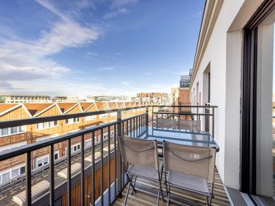 For sale Courbevoie 3 rooms 68 m2 Hauts de Seine (92400) photo 1