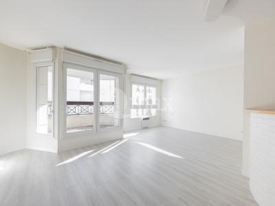 Acheter Appartement 90 m2 Courbevoie