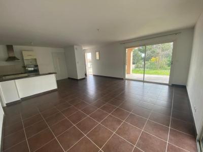 For rent Nimes 4 rooms 106 m2 Gard (30000) photo 4