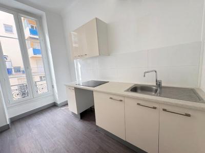 Louer Appartement 34 m2 Nice