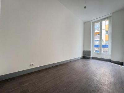 Louer Appartement Nice 715 euros