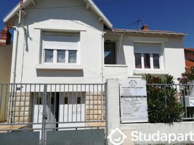 Louer Appartement Rochelle 380 euros