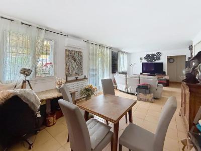 For sale 4 rooms 86 m2 Alpes Maritimes (06110) photo 0