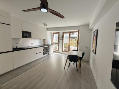 For sale 4 rooms 81 m2 Val de Marne (94300) photo 2